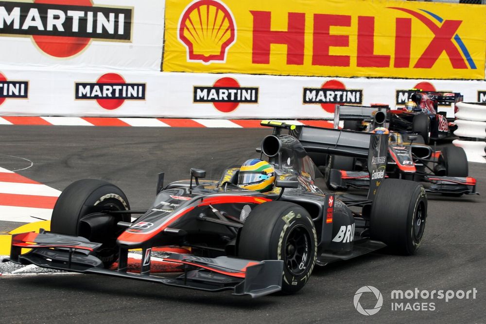 Bruno Senna leads Karun Chandhok