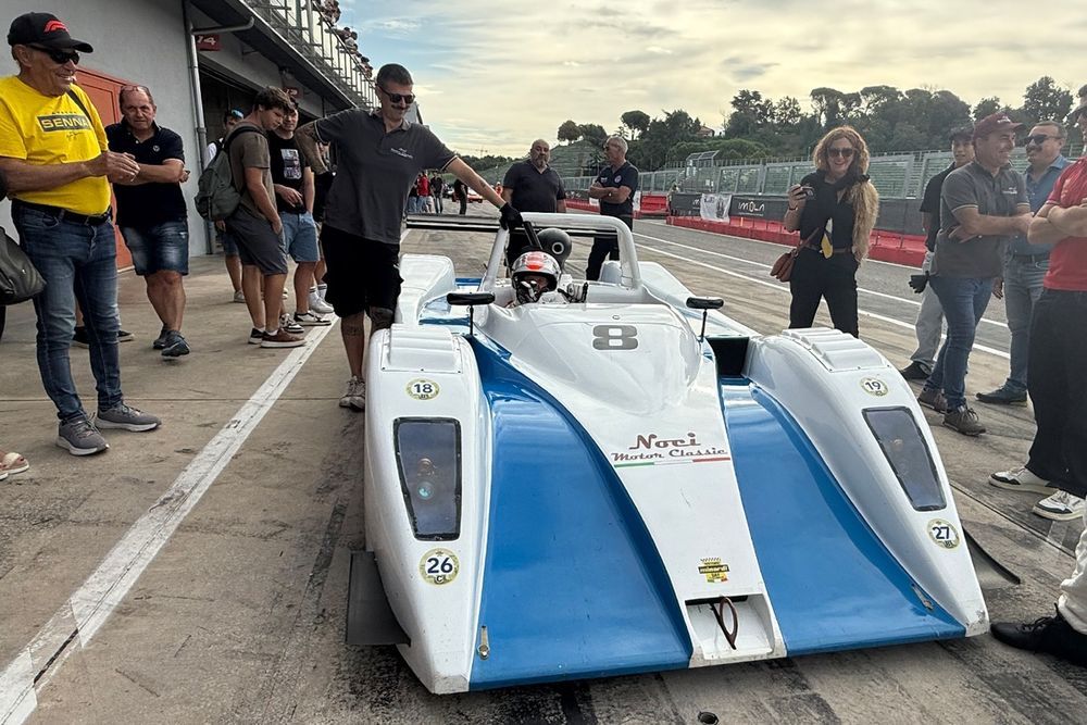 Merzario sobre el Lucchini