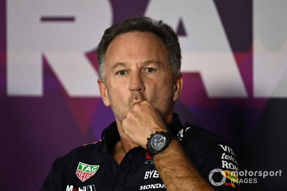 Christian Horner, director del equipo Red Bull Racing, en la rueda de prensa