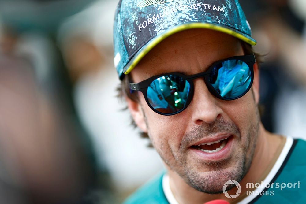 Fernando Alonso, Aston Martin F1 Takımı, medyaya konuşuyor