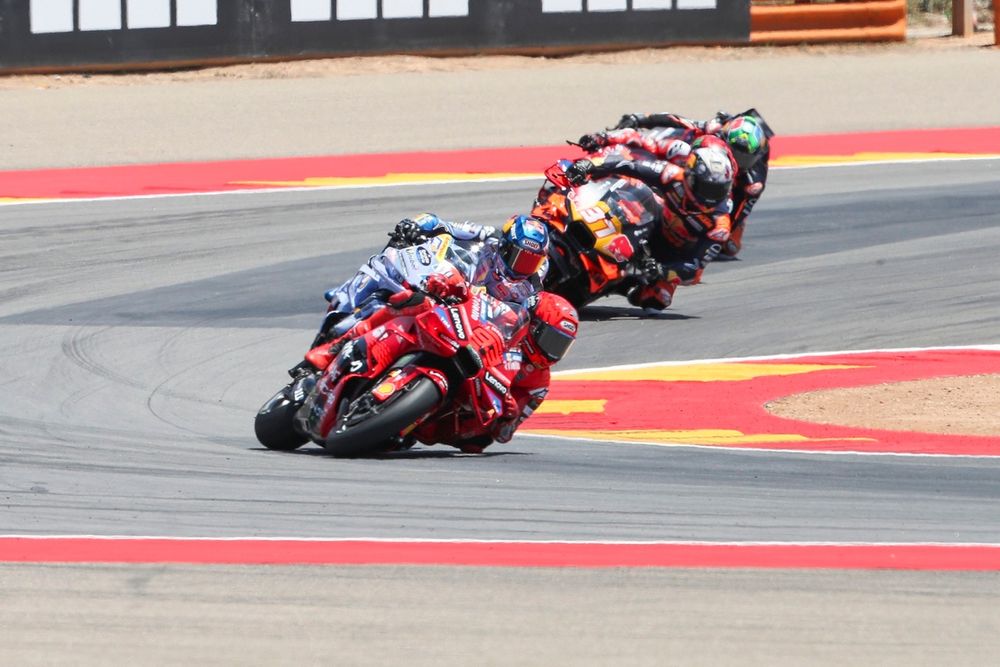 Marc Márquez firma otra exhibición para ganar el GP de Aragón de MotoGP