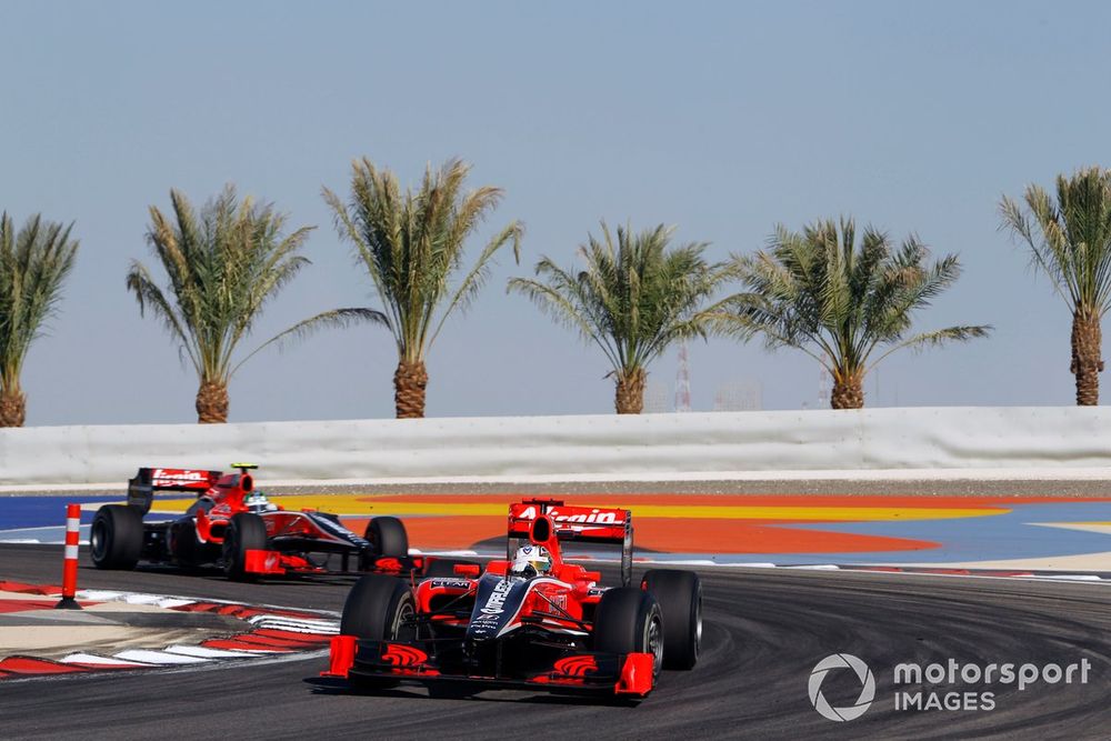 Timo Glock, Virgin VR-01 Cosworth, retired, leads Lucas di Grassi, Virgin VR-01 Cosworth, retired.
