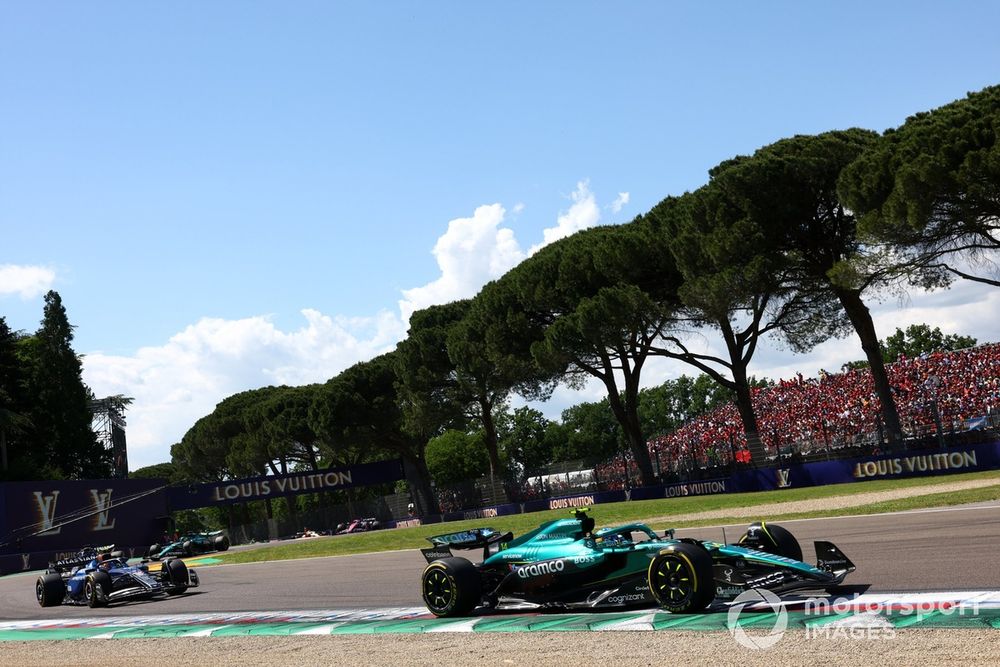 Fernando Alonso, Aston Martin Racing, Carlos Sainz, Williams