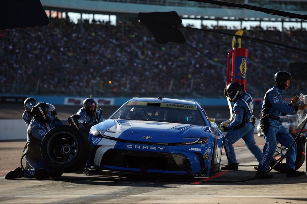 Denny Hamlin, Joe Gibbs Racing Toyota