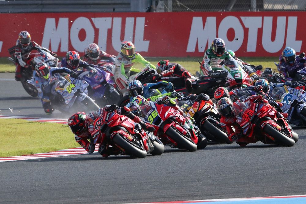 Bagnaia confirma su renacimiento con un inapelable triunfo en la sprint de Japón