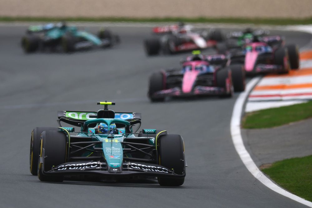 Fernando Alonso, Aston Martin Racing, Pierre Gasly, Alpine, Franco Colapinto, Alpine