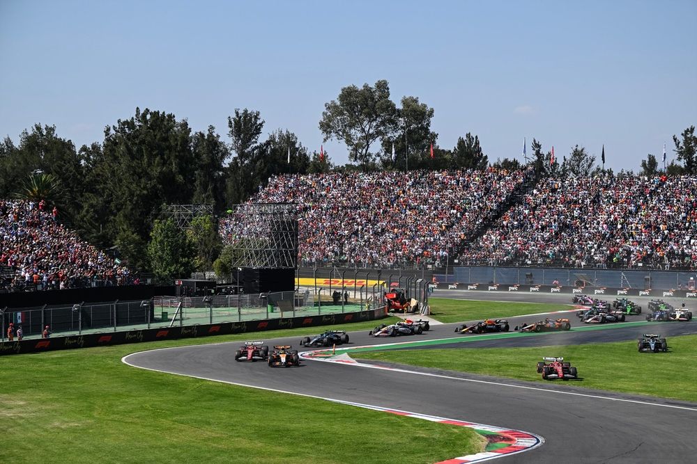 Charles Leclerc, Ferrari, Lando Norris, McLaren, George Russell, Mercedes