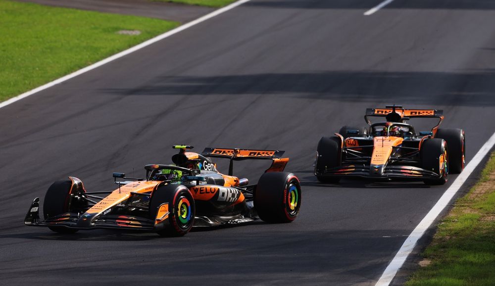Lando Norris, McLaren, Oscar Piastri, McLaren