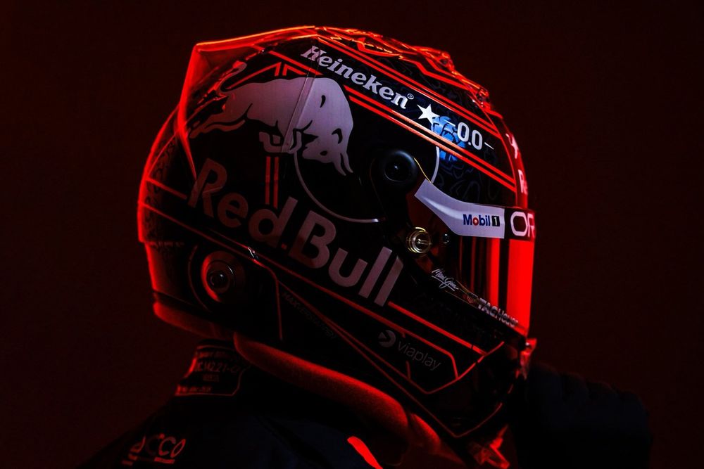 Casco di Max Verstappen, Red Bull Racing