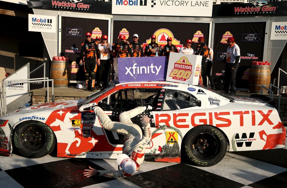 Connor Zilisch falls, JR Motorsports Chevrolet