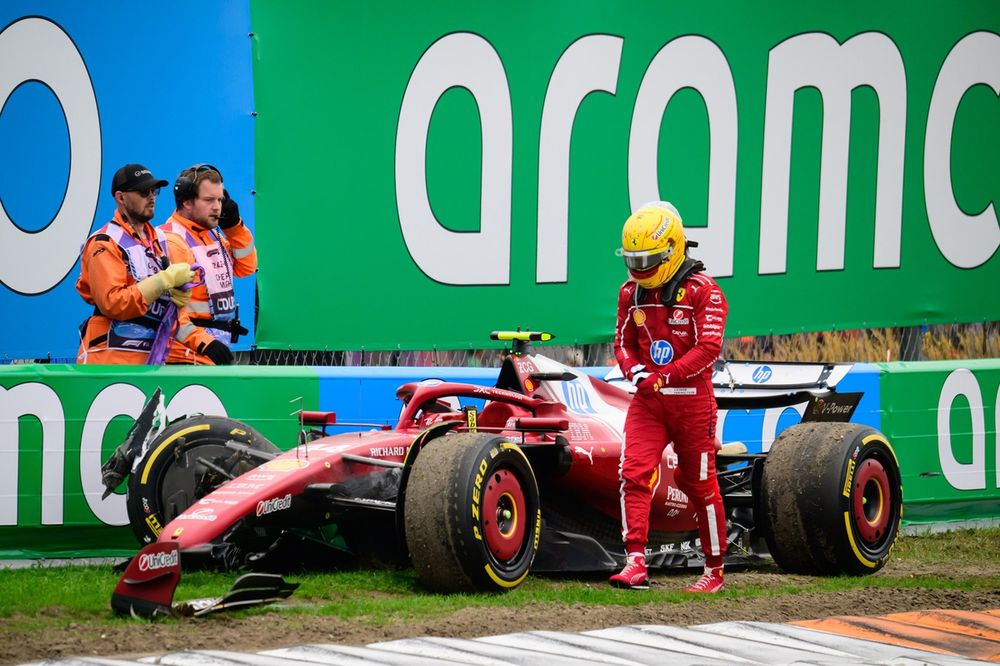 Lewis Hamilton, tras su abandono en Zandvoort.