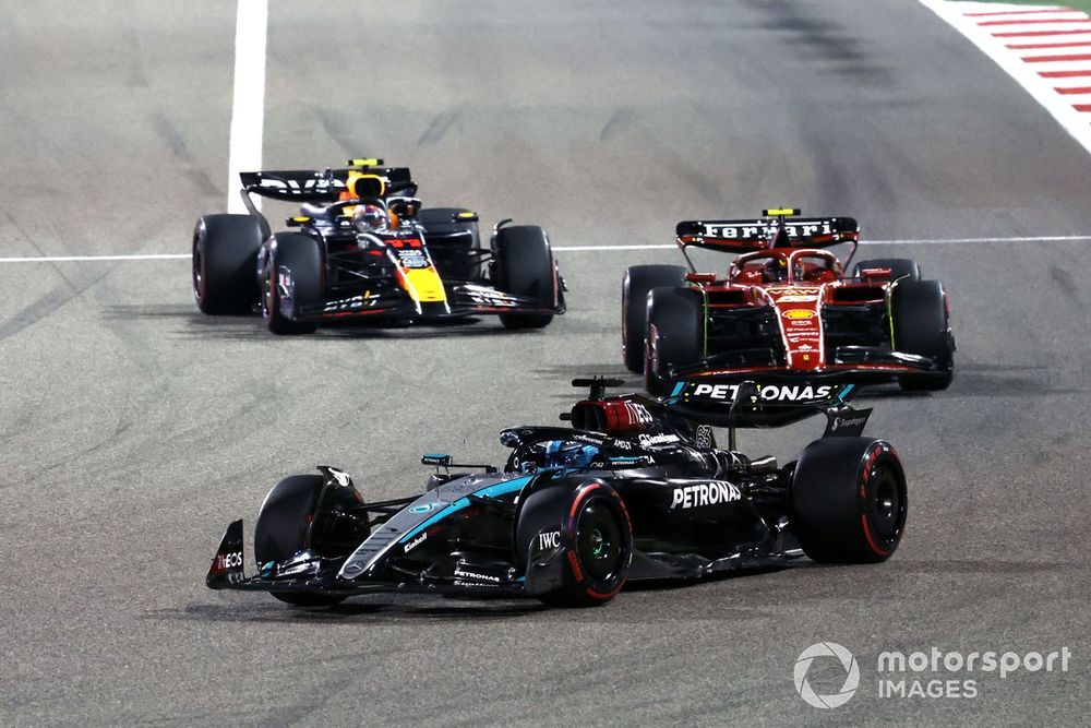 George Russell, Mercedes F1 W15, Carlos Sainz, Ferrari SF-24, Sergio Perez, Red Bull Racing RB20