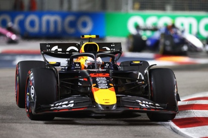 シンガポールGPを制したラッセル、”先輩”ハミルトンに敬意を表し、憧れ