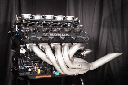 アイルトン・セナ、革靴を履いて伝説の”セナ足”披露……NSX TYPE Rを