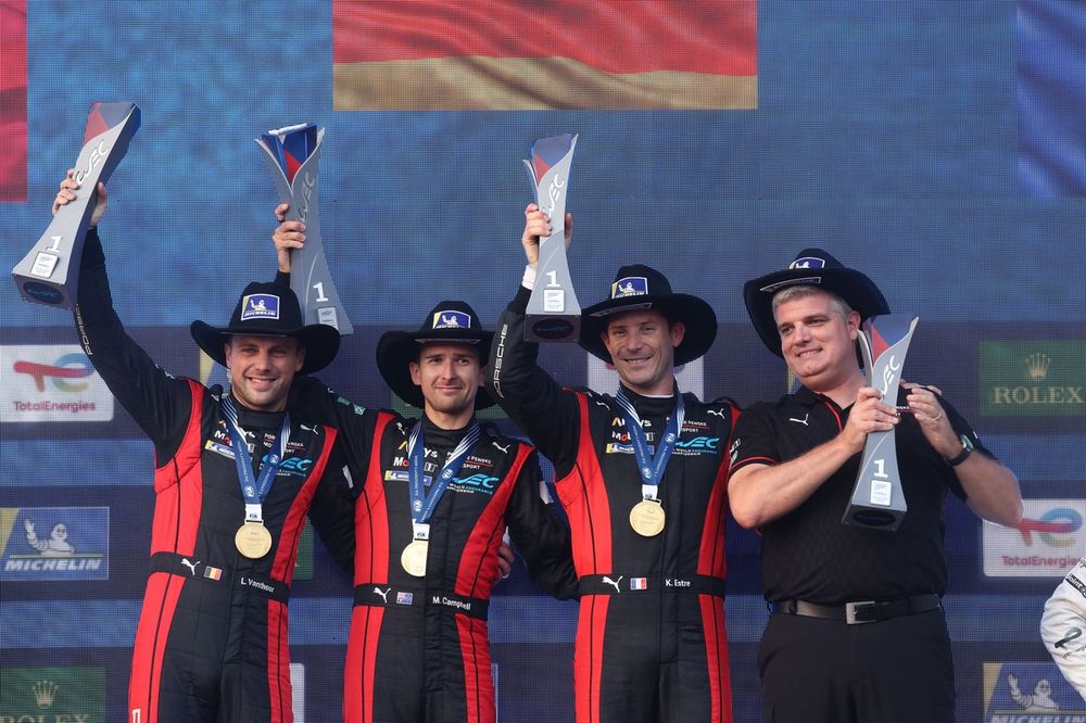 Podium: Race winner #6 Porsche Penske Motorsport Porsche 963: Kevin Estre, Laurens Vanthoor, Matt Campell