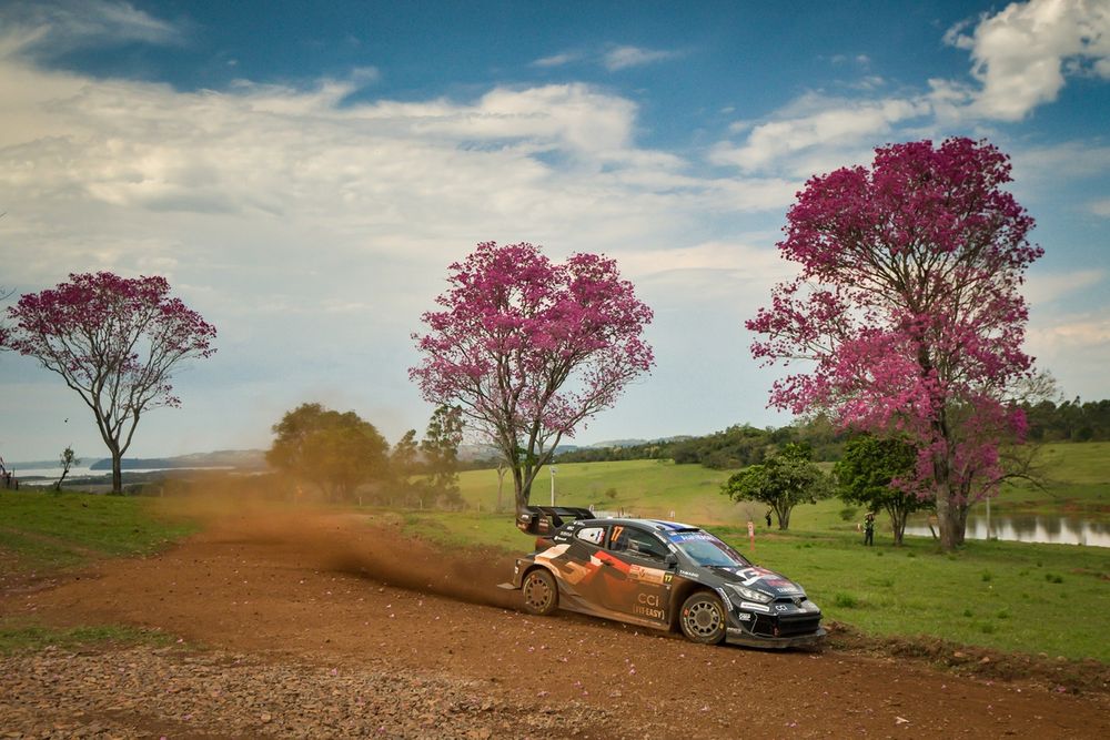 Себастьян Огье хочет титул WRC по «выигрышным митингам», «не только круиз» Себастьян Огье хочет титул WRC по «выигрышным митингам», «не только круиз»