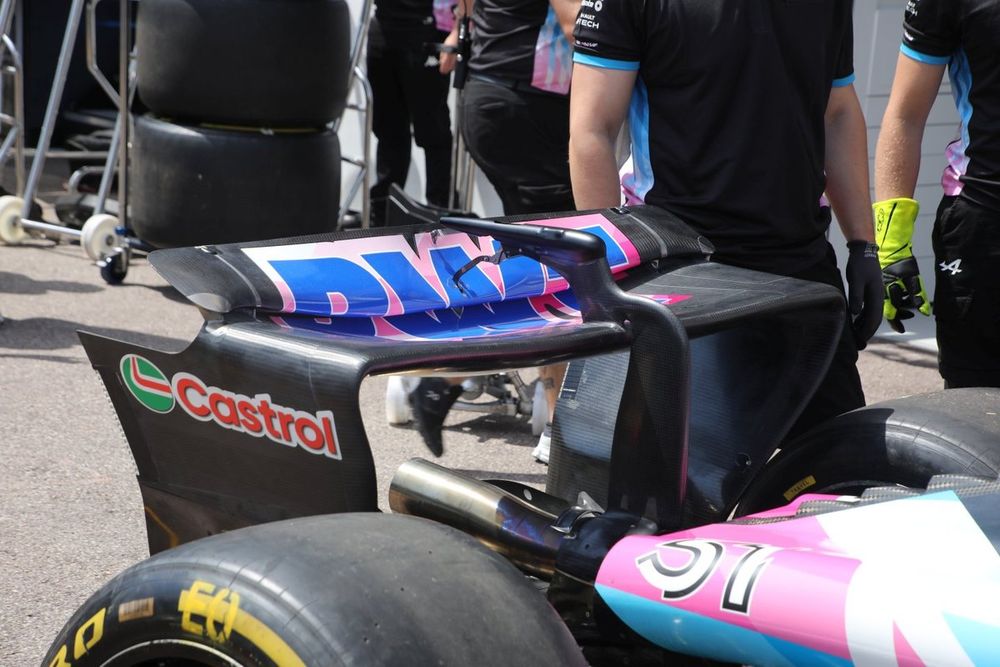 Alpine A524 technical detail