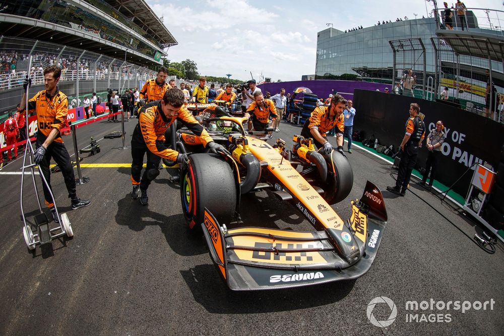 McLaren MCL38: l'ala anteriore era quella che meglio ha interpretato le flessioni dei flap