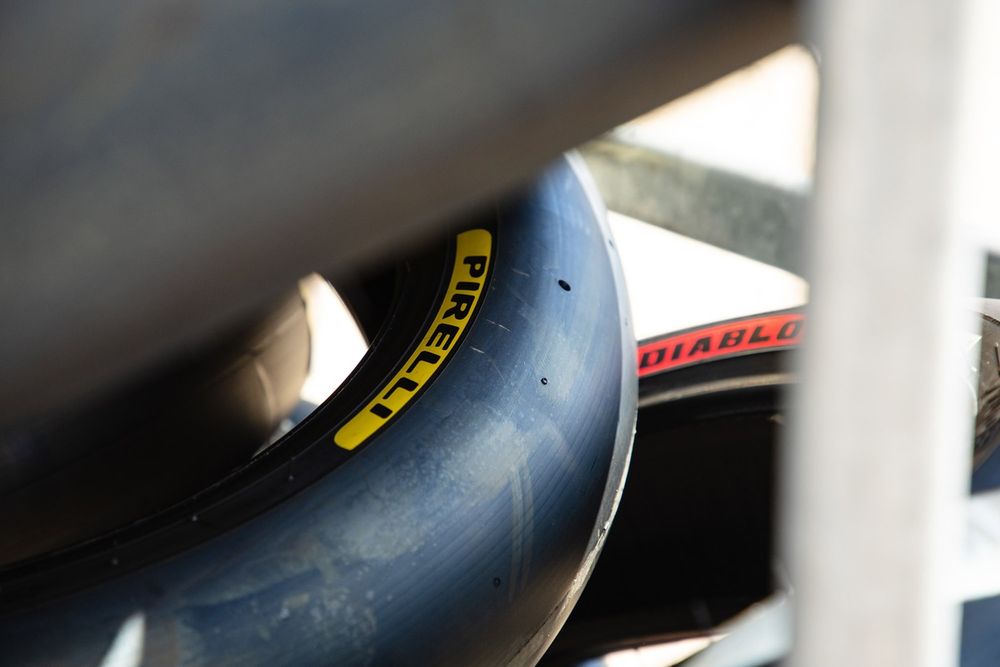 Les couleurs sur les nouveaux pneus Pirelli pour le MotoGP.