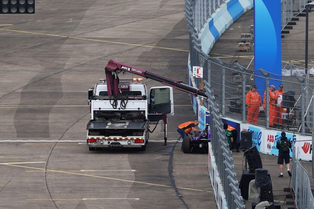 L'incidente a Berlino con il compagno di squadra Pascal Wehrlein