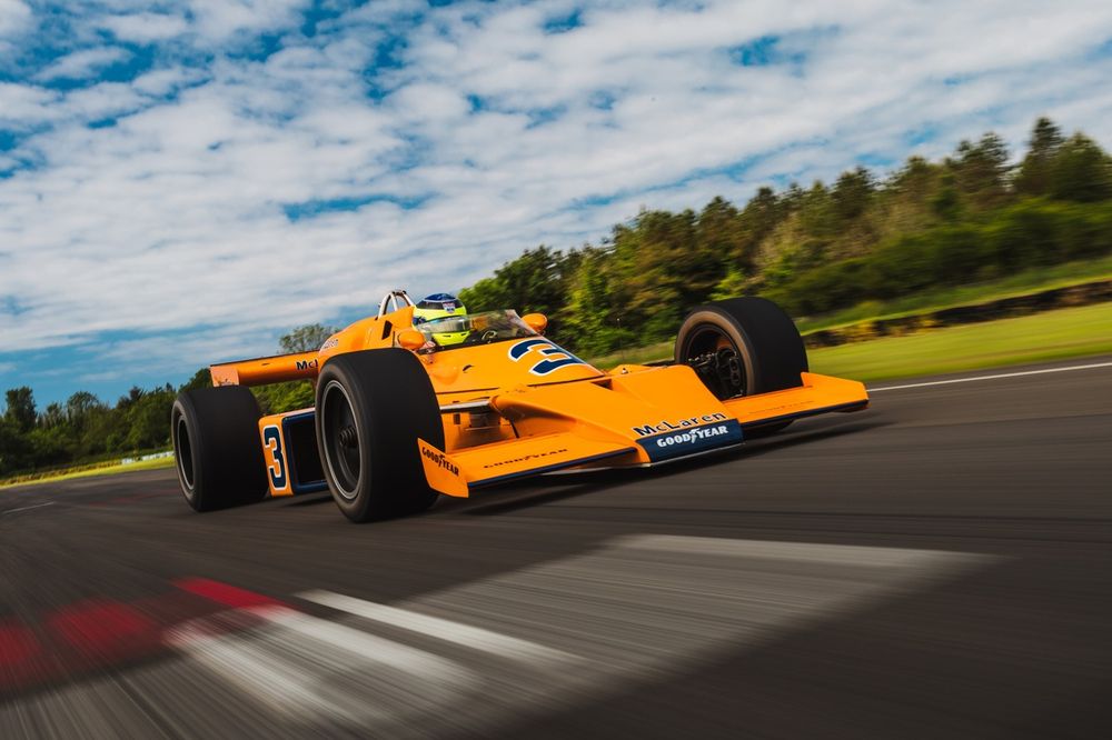 McLaren M16, coche ganador de la Indy 500 de 1974