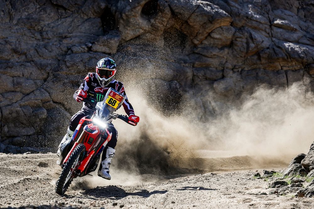 #68 Monster Energy Honda HRC Honda: Tosha Schareina