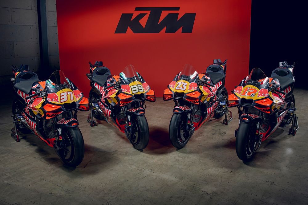 Motos idénticas para el proyecto Red Bull KTM Factory Racing y Red Bull KTM Tech3 para 2026