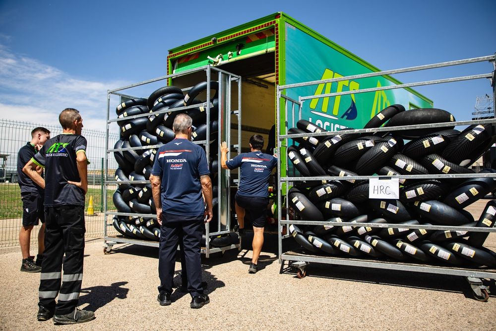 Pirelli tyres