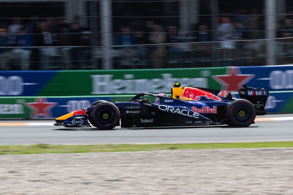 Liam Lawson, Red Bull