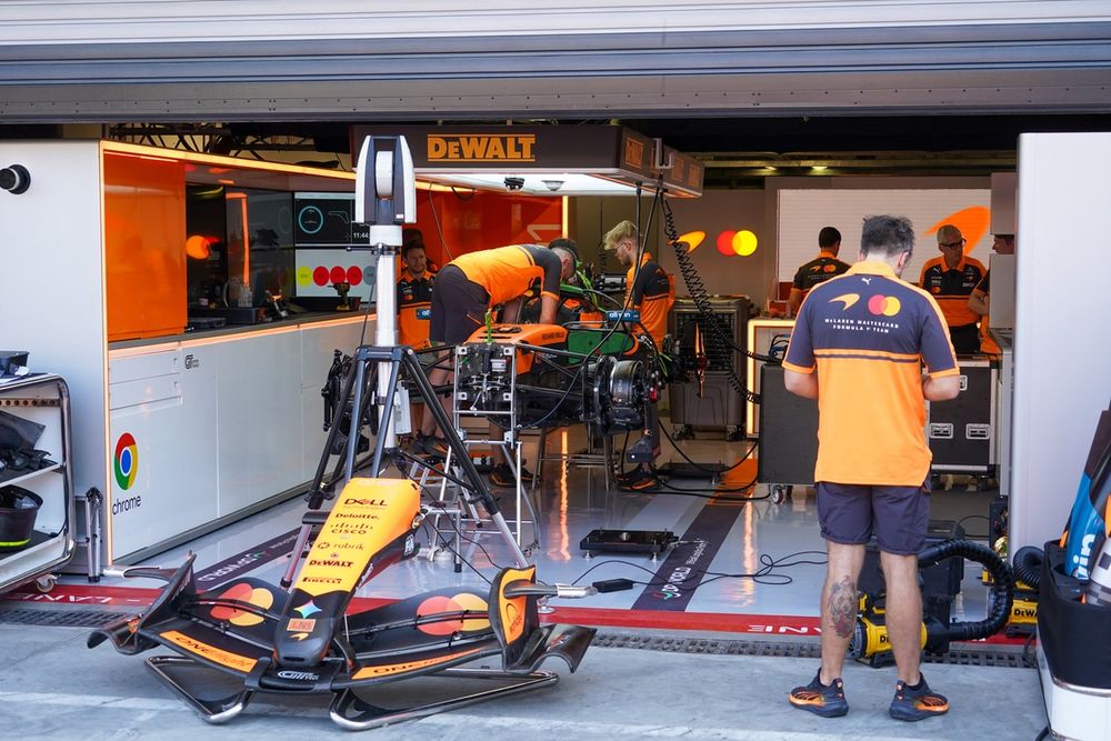 McLaren estrena su versión del alerón giratorio en Monza.