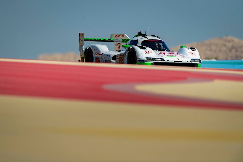 Het vertrek van het fabrieksteam van Porsche heeft ook gevolgen voor Proton Competition.