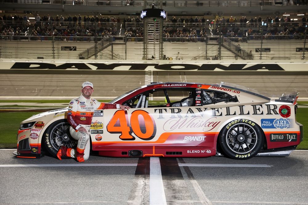 Justin Allgaier, No. 40 JR Motorsports Chevrolet