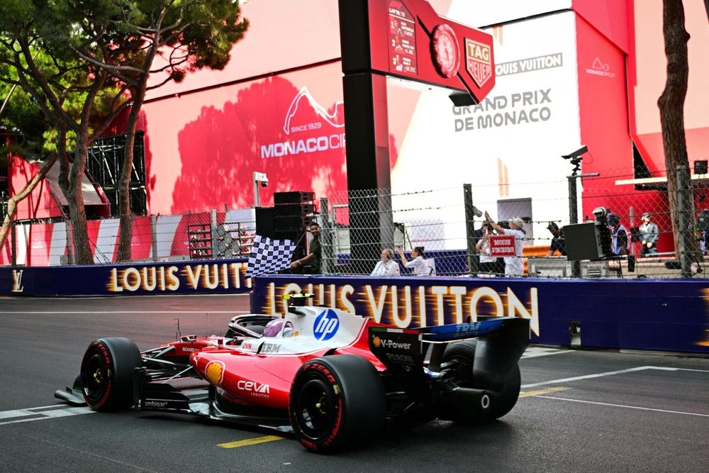 Hamilton tried to find a way past Antonelli on the restart, but couldn't flex Ferrari's start skills