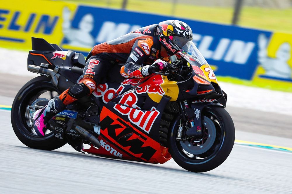 «Больно»: Педро Акоста не побеждает из-за ограничений КТМ. «Больно»: Педро Акоста не побеждает из-за ограничений КТМ.