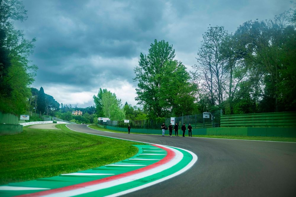 Track walk atmosphere
