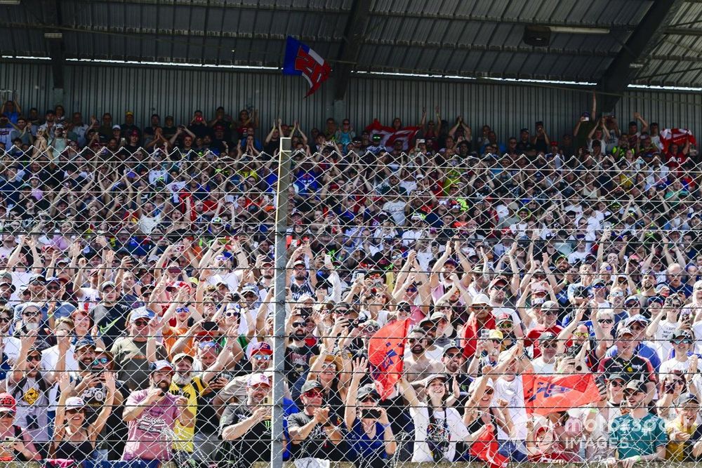 Des spectateurs