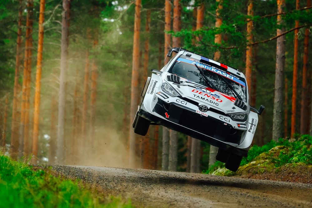 Sebastien Ogier определяет достопримечательности на WRC 2025 Sebastien Ogier определяет достопримечательности на WRC 2025