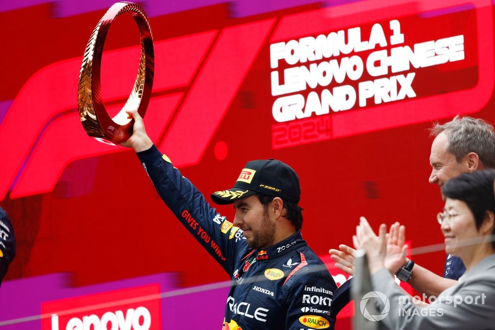 Podio: tercero Sergio Pérez, Red Bull Racing