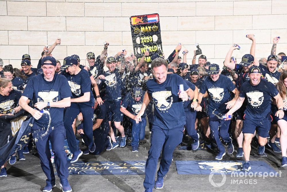 Max Verstappen, Red Bull Racing, Christian Horner, Team Principal, Red Bull Racing, Adrian Newey, Chief Technology Officer, Red Bull Racing, the Red Bull Racing team celebrate after securing the 2023 drivers world championship