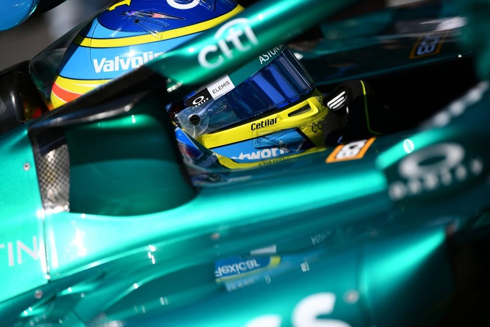 Fernando Alonso is er niet van overtuigd dat inhalen in 2026 makkelijker wordt.