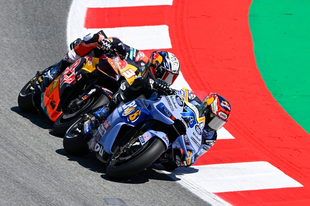 Álex Márquez a contenu Pedro Acosta lors du sprint.