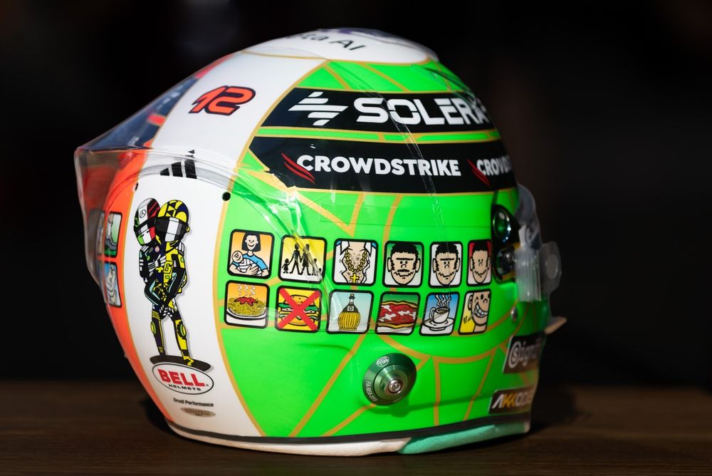 Le casque de Kimi Antonelli en hommage à Valentino Rossi au GP d'Italie.
