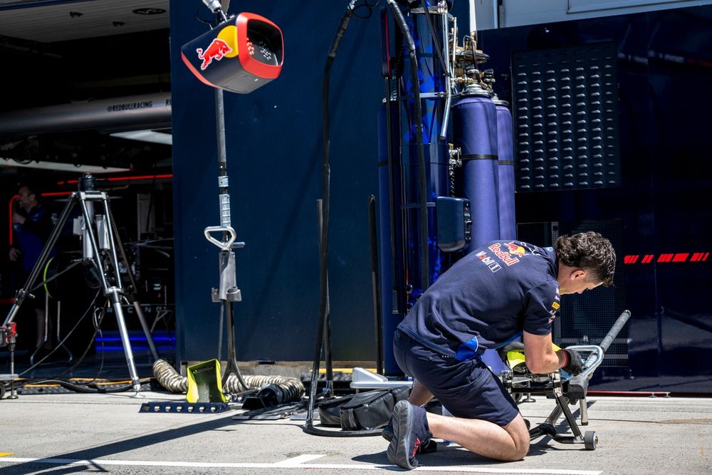 Red Bull Rancing pit crew members