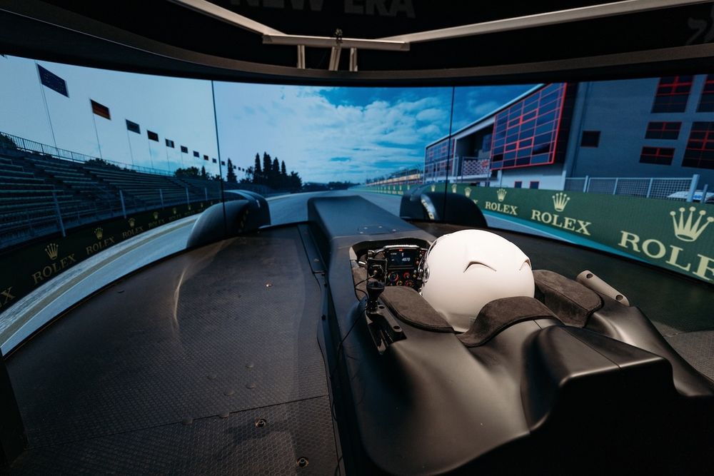 Il simulatore Racing Bulls di Faenza: tutte le squadre oggi fanno di questo strumento un elemento fondamentale per lo sviluppo e la preparazione dei GP