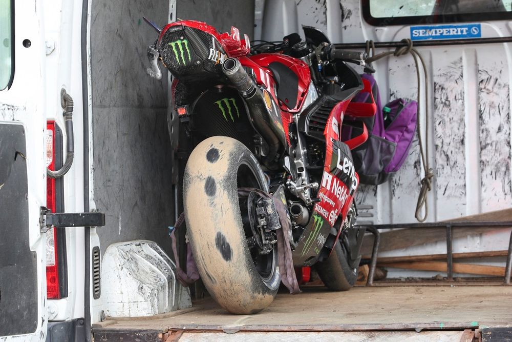 Marc Marquez, Ducati Team Crash