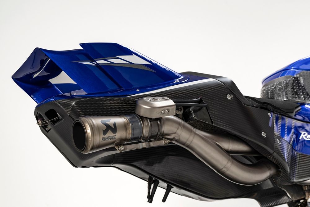Yamaha Factory Racing V4 
