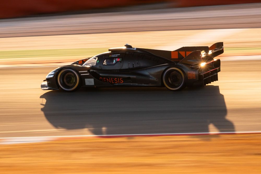 André Lotterer, Pipo Derani, Genesis Magma Racing  GMR-001 Hypercar, Portimao test 