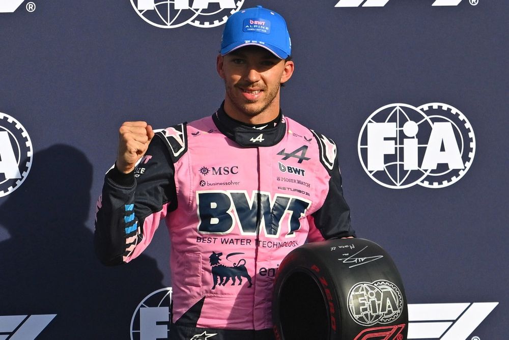 F1 Fans Celebrate Pierre Gasly After insane Italian GP Pole Position f1-fans-celebrate-pierre-gasly-after-insane-italian-gp-pole-position