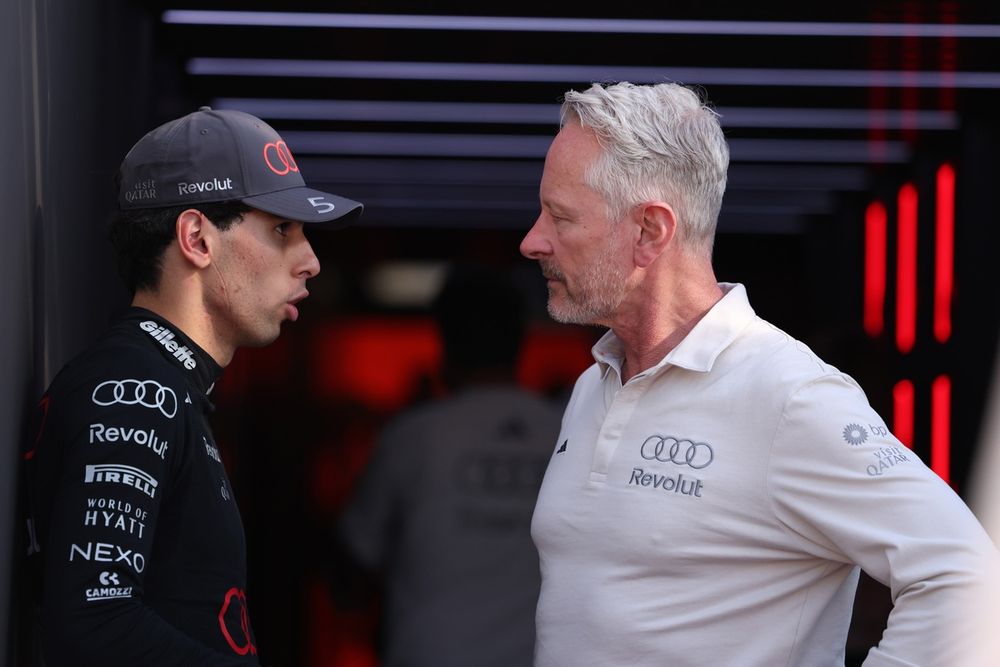 Gabriel Bortoleto with Jonathan Wheatley, Audi F1 Team Principal
