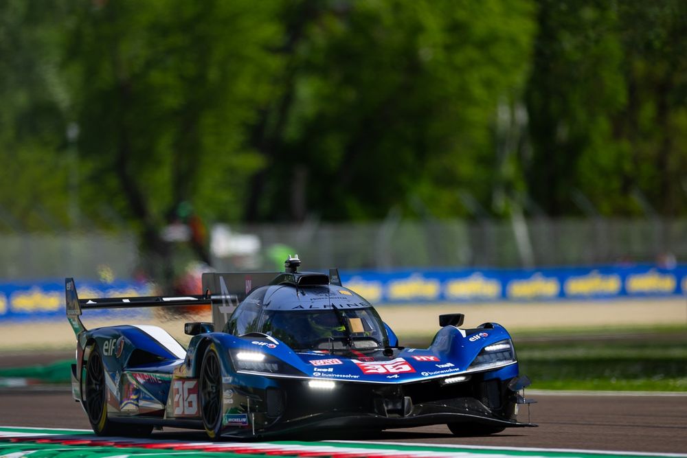 #36 Alpine Endurance Team Alpine A424: Jules Gounon, Frederic Makowiecki, Mick Schumacher
